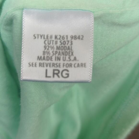 Emma & Sam mint green crop lounge top - Picture 4 of 4